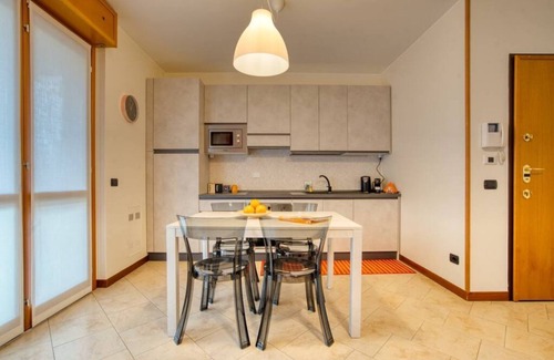 Cernusco sul Naviglio Apartment | CaseOspitali - CASA ORANIS bilo nuovo con balcone