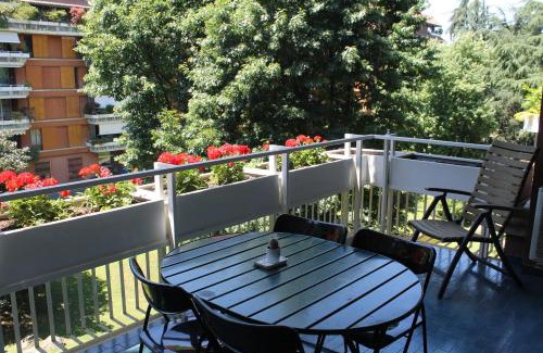 Milano Due Apartment | CaseOspitali - Casa Alberata, trilocale nel verde a pochi minuti dal San Raffaele