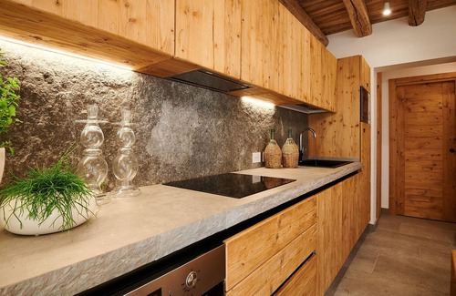 Chies d'Alpago Apartment | Casera Brocheta, surrounded by nature