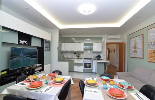 Centro Storico Apartment | CASERTA DELUXE - ELEGANT APARTMENT IN CASERTA CENTER WELCOMES UP TO 5 GUESTS