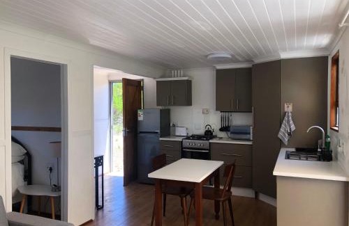 Plettenberg Bay Ski Chalet | Casetta del Acqua - Eco Off-Grid Fynbos Cottage