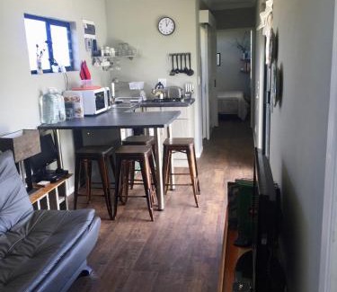 Plettenberg Bay Apartment | Casetta del Fuoco - Eco Container Cottage