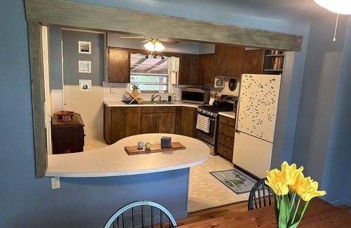 Caseville House | Caseville cottage with beach access