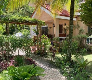 Samboan House | Casey’s Haven Beach Resort