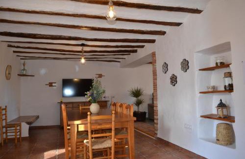 Ayora House | Casica de los Pastores