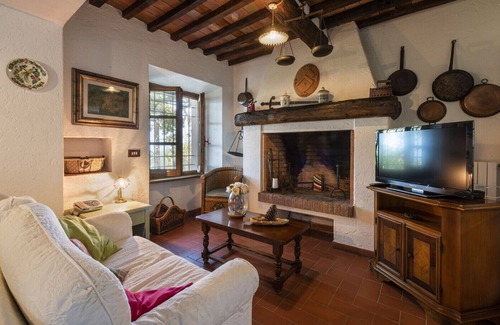 Ripa-Pozzi-Ponterosso House | Casina di Ripa - Lovely house with private garden in the Upper Versilia area