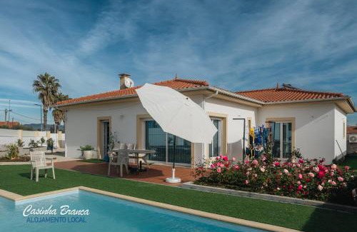 Fundao House | Casinha Branca