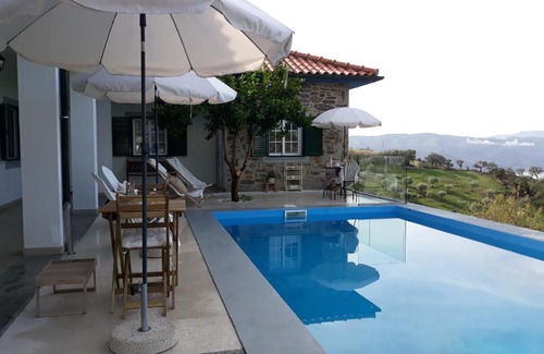 Alfandega da Fe House | Casinha da Colina