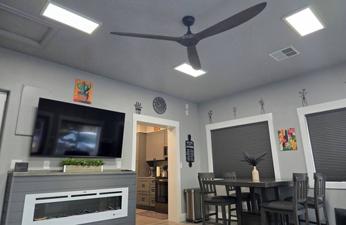 Nampa Apartment | CASITA, 1 bedroom, living room, kitchen, bathroom, Wi-Fi, parking, close to NNU.