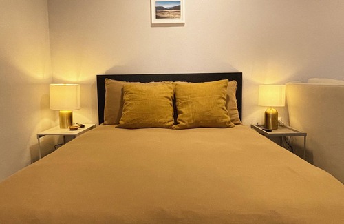 North San Antonio - SAT House | Casita at Casa Rambler (Pet-friendly guest house!)