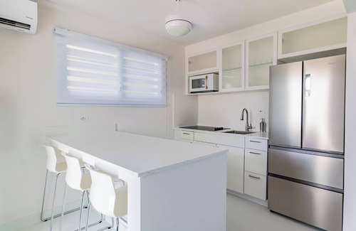La Pared House | Casita Blue Beach House