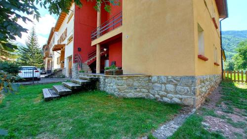Castejon de Sos House | Casita Bonita