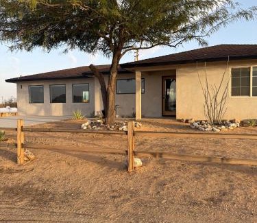Landers House | Casita Bonita - Hot Tub, Views, Sunsets