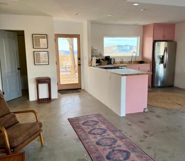 Landers House | Casita Bonita - Hot Tub, Views, Sunsets