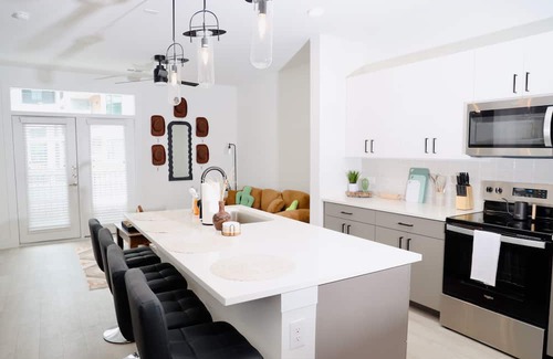 Milwood Apartment | Casita Cactus - Pool+Near Q2, Domain & Parks