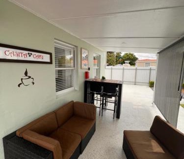 Flagami House | Casita Cafe