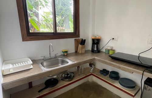 Tortuguero House | Casita de 2 Plantas Cerca del Parque Nacional Tortuguero. Ideal Para Relajarse