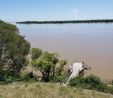 Ramallo House | Casita del Río. Club de Campo Estancia Estrella Federal.