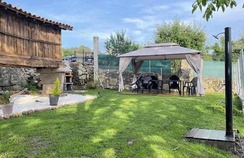A Merca House | Casita del Rio - Ourense
