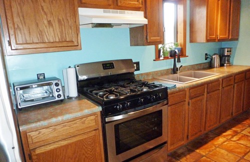 Santa Fe House | Casita Dulce: 1 Bedroom., 1 Bath, AC, Private Garden – Easy Walk to all Santa Fe