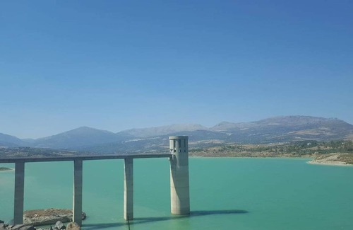 Cutar Apartment | Casita Gloria- Studio Apartment near Lake Vinuela with private hot tub