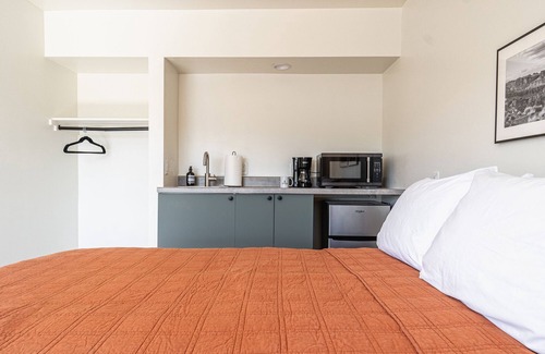Torrey Hotel | Casita Inn #5 - Queen