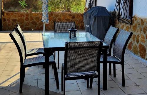 Huercal-Overa Apartment | Casita-Max 5Guests-Pool-Patio-Bbq-Parking