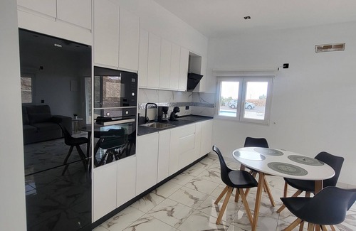 Chimiche House | Casita Mercy semi-detached house on a quiet finca in the south of Tenerife