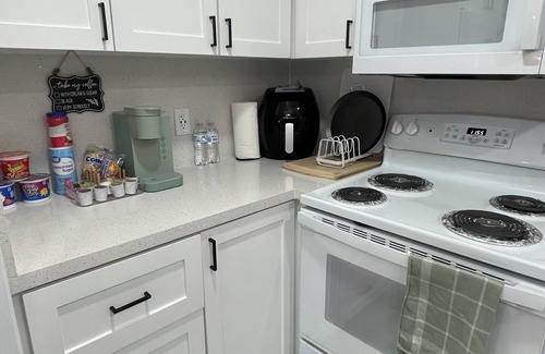 Edinburg House | Casita Montecristo, Family Friendly Home 10 min away from Downtown Edinburg