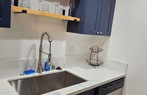 Colton House | Casita Near Universities, College, Shopping, Restaurants