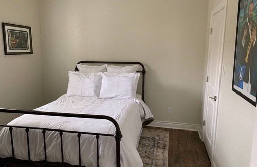 New Braunfels House | Casita - New Braunfels, Gruene, Canyon Lake, San Marcos, Wimberly