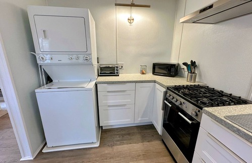 Taylor House | Casita Nueces in Taylor TX