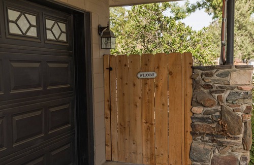 Lemoore Apartment | Casita Oleander - walk to downtown and beautiful pool!