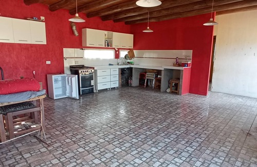Bajo Lunlunta Apartment | Casita on the Wine Trails (Pet Friendly)