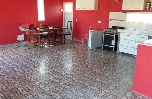 Bajo Lunlunta Apartment | Casita on the Wine Trails (Pet Friendly)