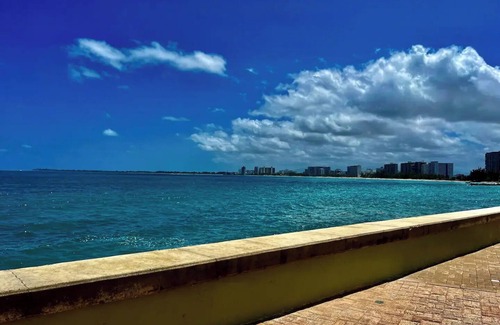 Isla Verde Villa | Casita Playa - Oceanfront Luxury Villa in San Juan