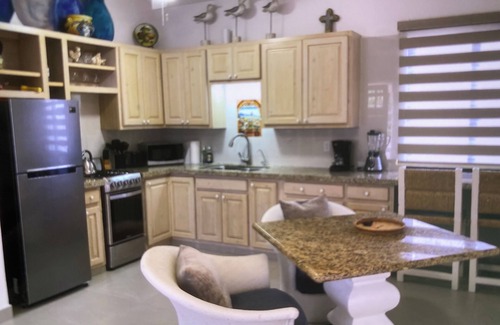 Los Barriles Cottage | Casita Tortuga is a Beach Front over looking the Sea of Cortes.