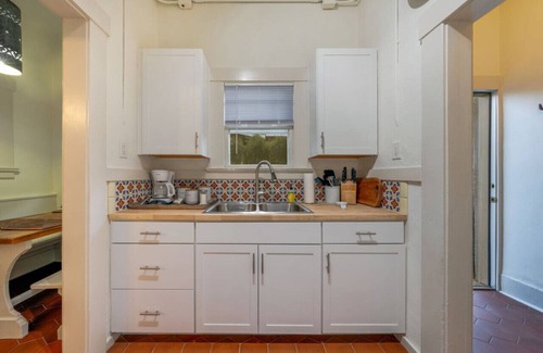 West University Apartment | Casitas #2 & #3 Compound