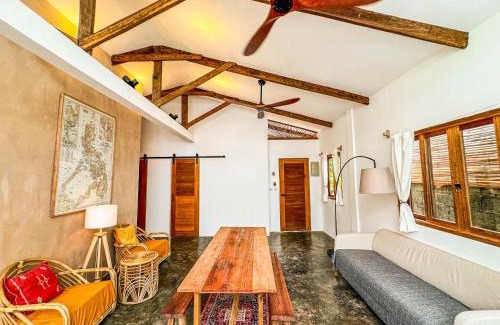 Catangnan House | Casitas Santa Fe