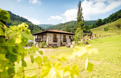 Corigos Hotel | Casona de El Castañíu