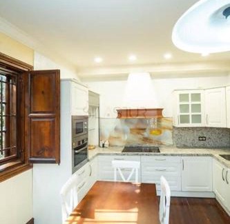 Pola de Lena House | Casona de Lila