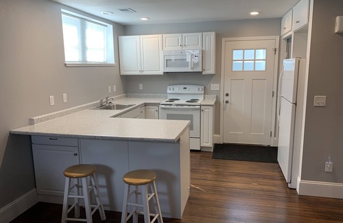 Casper House | Casper's Cozy Craftsman Too