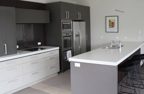 Christchurch District House | Cass Bay Retreat close to Christchurch