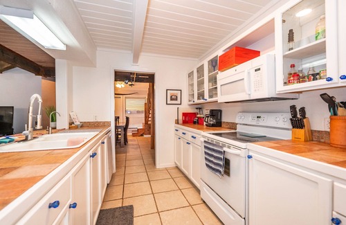 Matagorda Condo | Cassie's Cove is a perfect multi family getaway