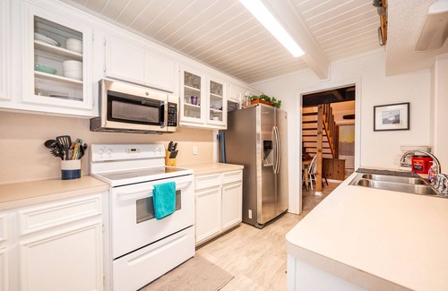 Matagorda Condo | Cassie's Cove is a perfect multi family getaway