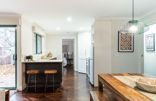 Narbethong Cottage | Castanea Chestnut Glade {no pets}