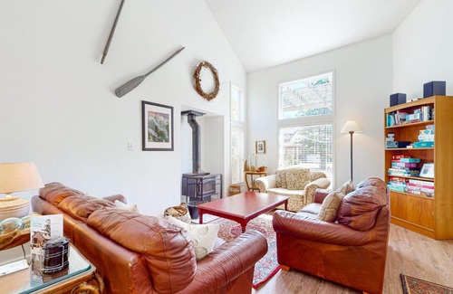 Manzanita House | Castaway Cabin