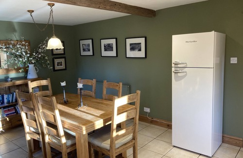 Itteringham Cottage | Castaway Cottage Itteringham - a picturesque cottage in an idyllic location