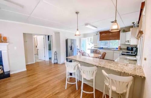 Eclectic Cottage | Castaway Cottage