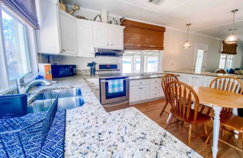 Eclectic Cottage | Castaway Cottage